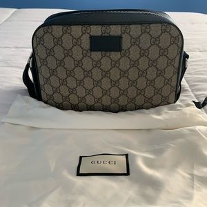 Camera Shoulder Bag GG Coates Canvas Small